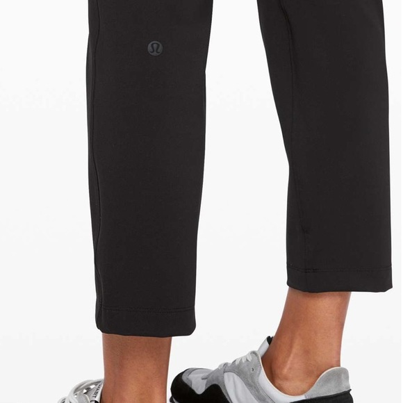 Lululemon On the Fly 7/8 Pant Black size 4 - Picture 3 of 10